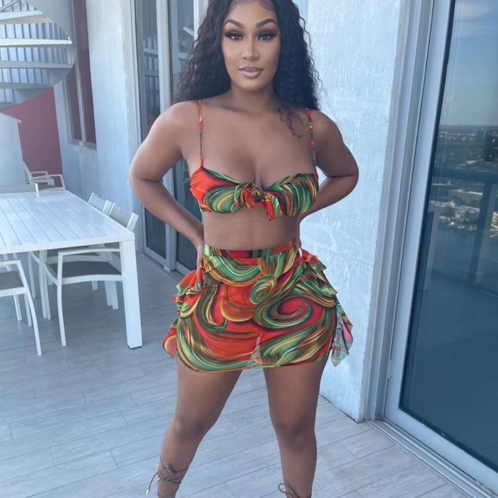 Two Piece Swirl Set